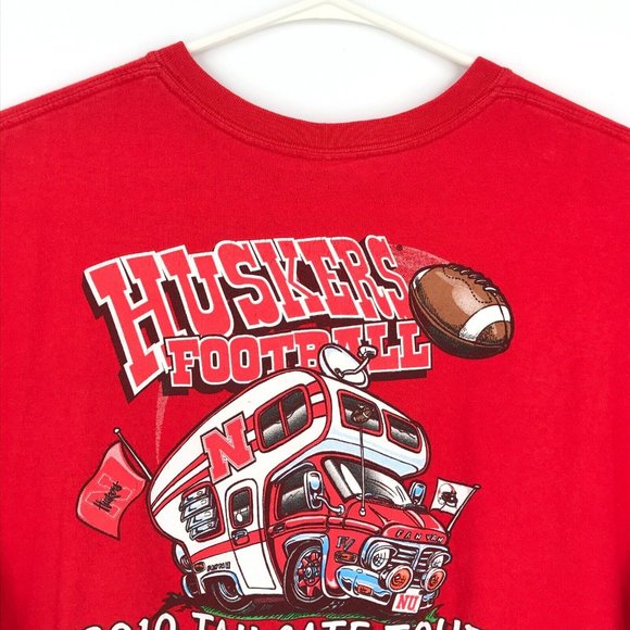 Nebraska Cornhuskers Mens Shirt XL Red NCAA Huskers Football 2010 Tailgate Tour - Picture 13 of 16
